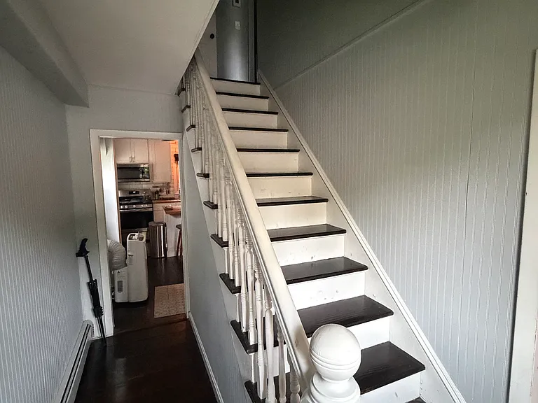 165 S Main St — Photo 10
