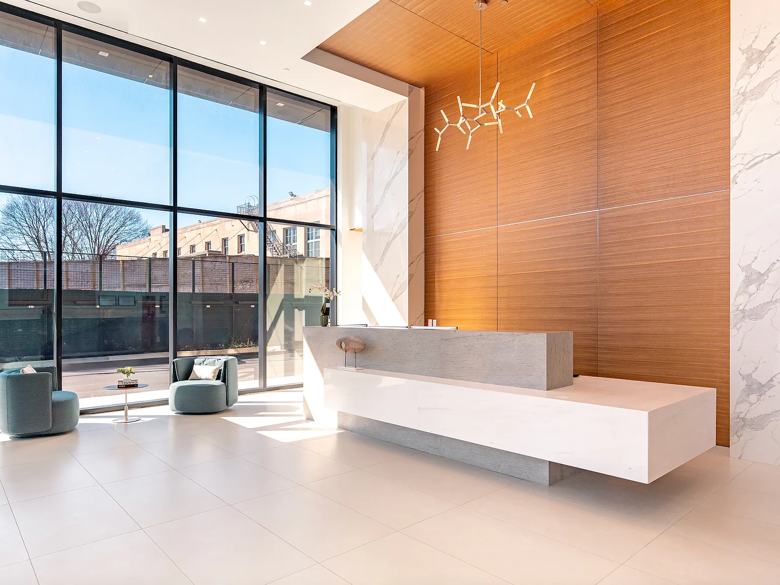 5 Bay Street — Photo 1