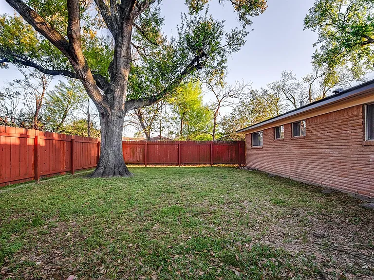 12331 Atwell Dr — Photo 33