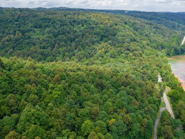 River Rd, Kingwood, WV 26537