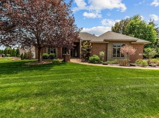 441 E Apple Creek Rd, Appleton, WI 54913