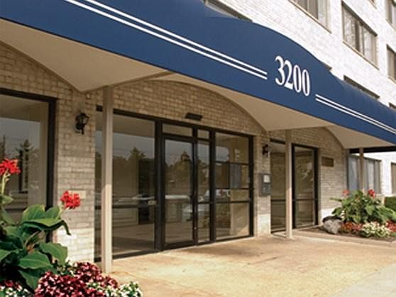 Welcoming entry
