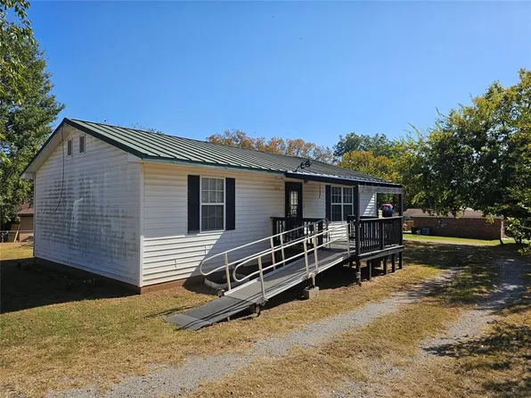 514 N 8th Ave, Purcell, OK 73080