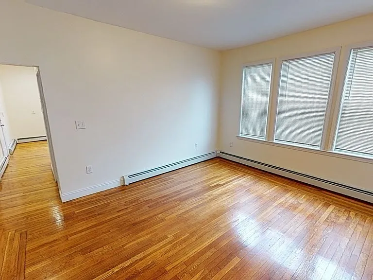 55 Hazelton St #2 — Photo 12