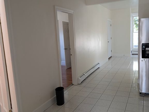 2nd image of 88 Ford St APT 1