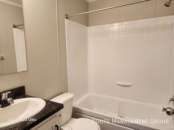 5th image of 207 Robin Dr #207