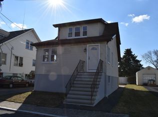 15 Park St, Little Ferry, NJ 07643