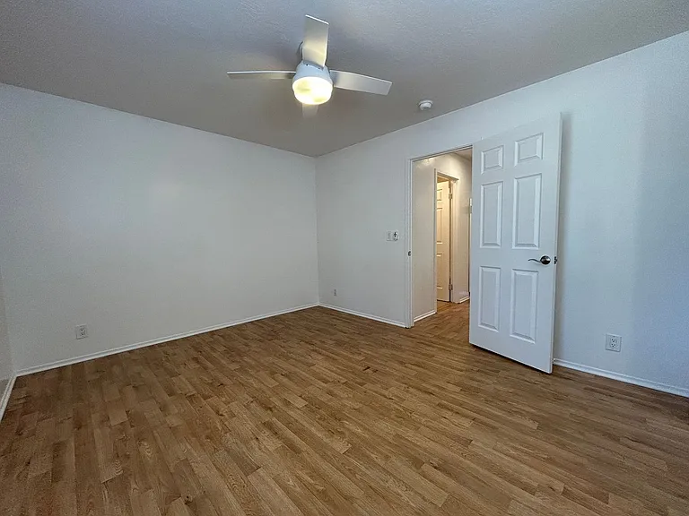 2562 Walnut Blvd #56 — Photo 14