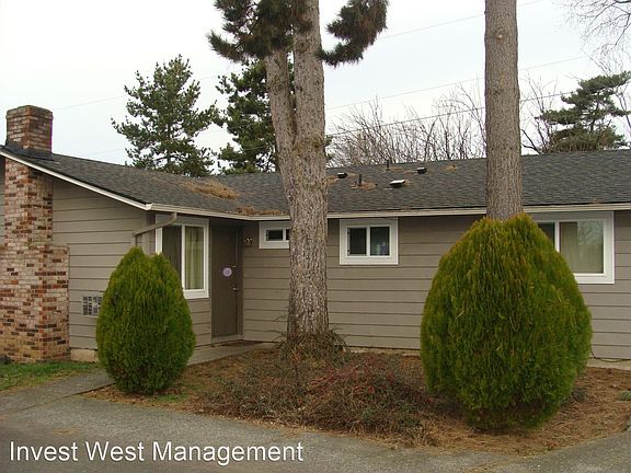 2nd image of 3102 Kauffman Ave APT C