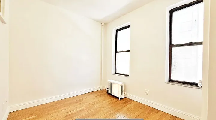 Rented by CitySites Real Estate Group | media 5
