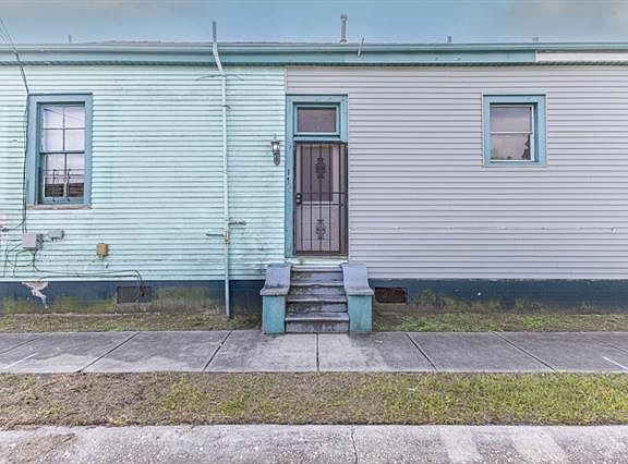 3rd image of 535 Tricou St