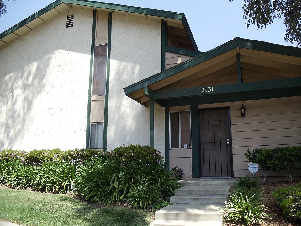 1st image of 2131 Magnolia Ave