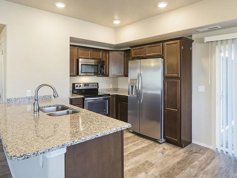 1592 Monterey Rd #102 — Photo 3