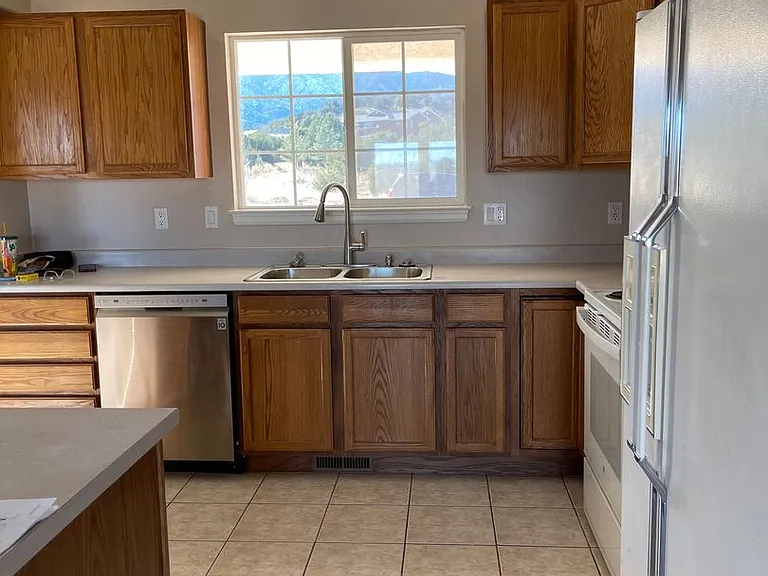 66 Wild Rose Dr — Photo 4