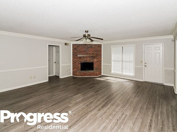 3rd image of 4580 Blandford Dr