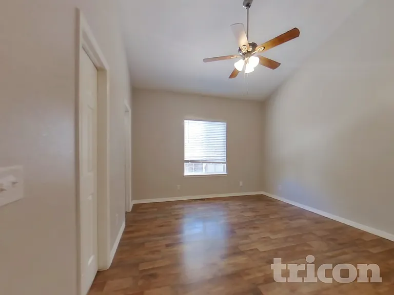 3750 S Quemoy Way — Photo 8
