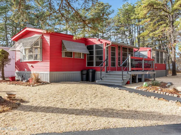 7 Seagull Court, Whiting, NJ 08759