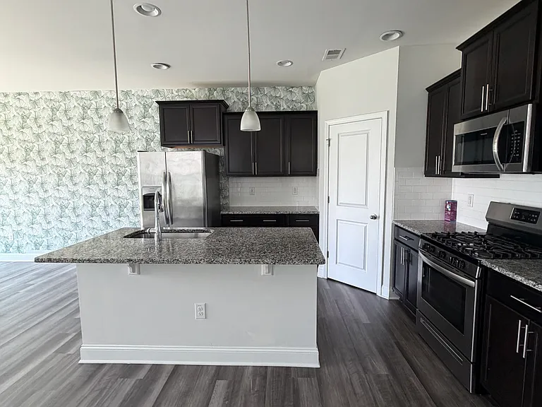 1112 Latitude Dr #1112 — Photo 3