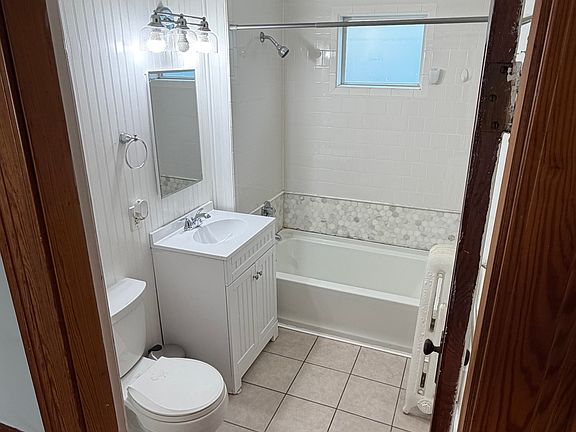 4th image of 3 Lisbon St #1