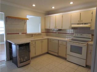 210 SW 32nd Ave, Deerfield Beach, FL 33442