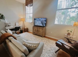 16 Oak St APT 9, Derry, NH 03038