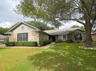 14217 Chisolm Dr, Woodway, TX 76712