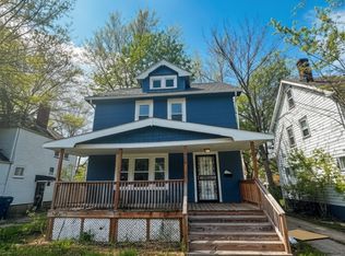 890 Nela View Rd, Cleveland, OH 44112