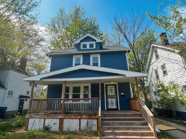 890 Nela View Rd, Cleveland, OH 44112