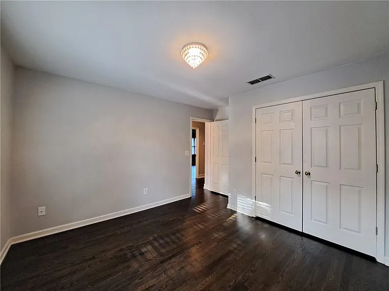 2242 Lenox Walk — Photo 31