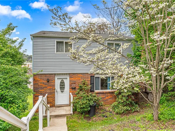 513 Noblestown Rd, Carnegie, PA 15106