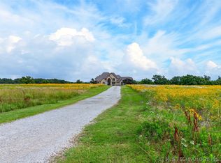 10980 S 590th Rd, Miami, OK 74354