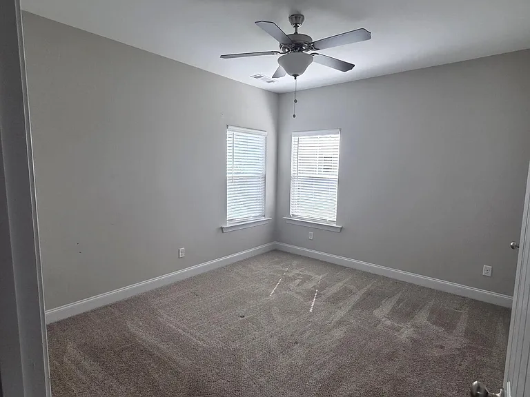 2105 Thornbury Cv — Photo 25