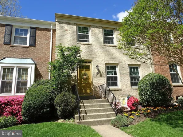 3124 Barnard Ct, Fairfax, VA 22031