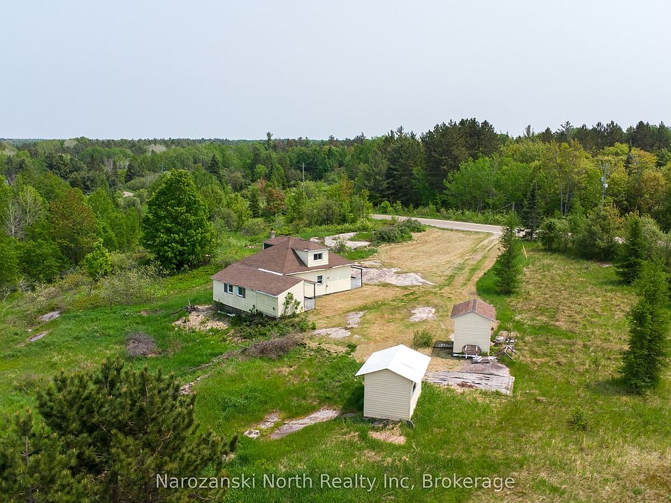 1st image of 556 Hartley Bay Rd