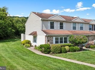 614 Lancaster Ct, Downingtown, PA 19335
