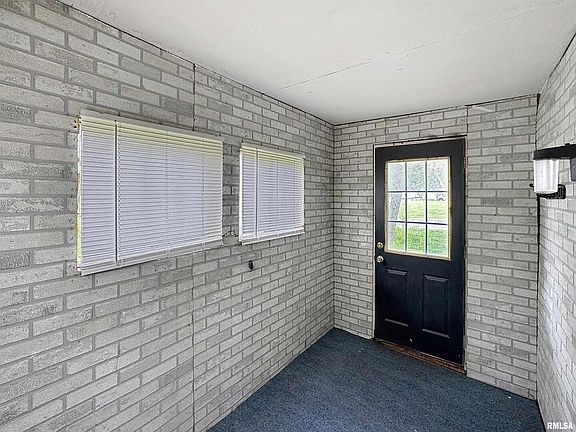 5th image of 204 Main Ave