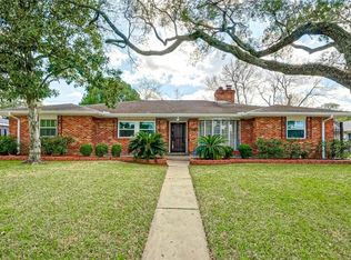 5815 W Bellfort St, Houston, TX 77035