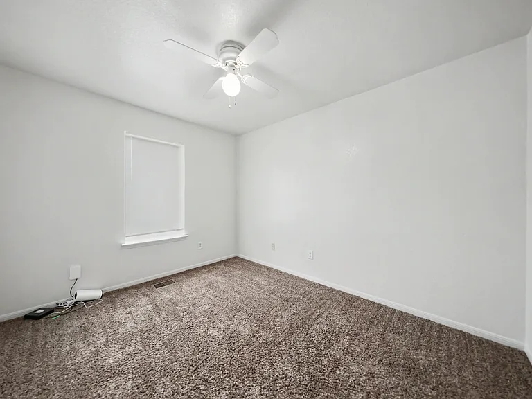 2813 Cantabrian Dr, Killeen — Photo 10