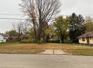 551 W Ravenwood Ave, Youngstown, OH