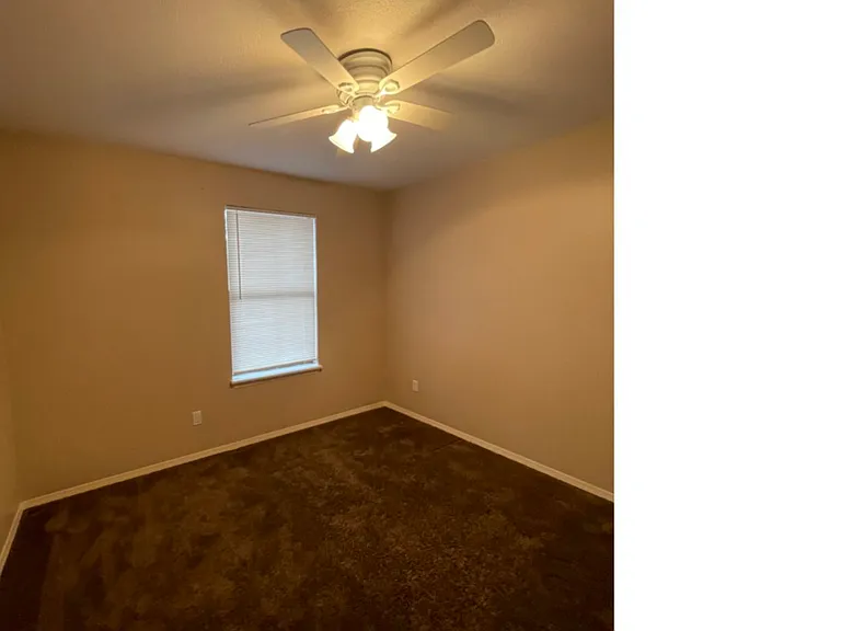 10047 Hillview Dr — Photo 5