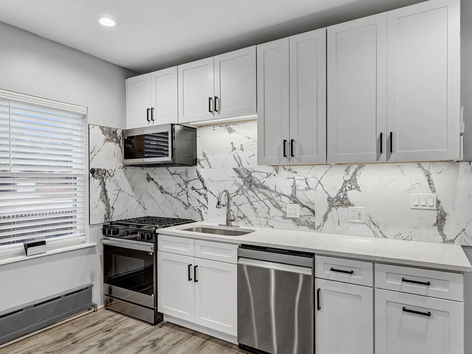 1 bed, 650 sqft, $1,695 — Photo 3