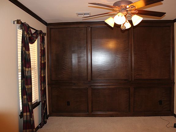 4th image of 3840 Amadeus Ave