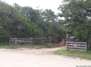 369 Shorthorn Rd, Stockdale, TX 78160