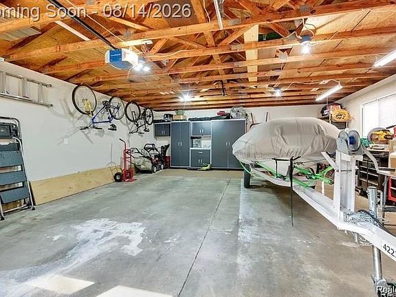 3rd image of 1341 Catalpa Dr