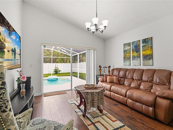 5th image of 638 PINE CONE DRIVE