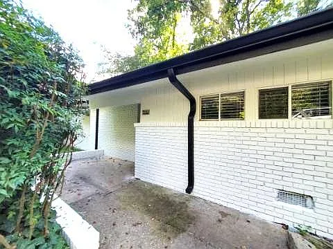 4040 Tilly Mill Rd — Photo 11