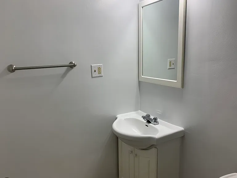 22 Indian Rd — Photo 8