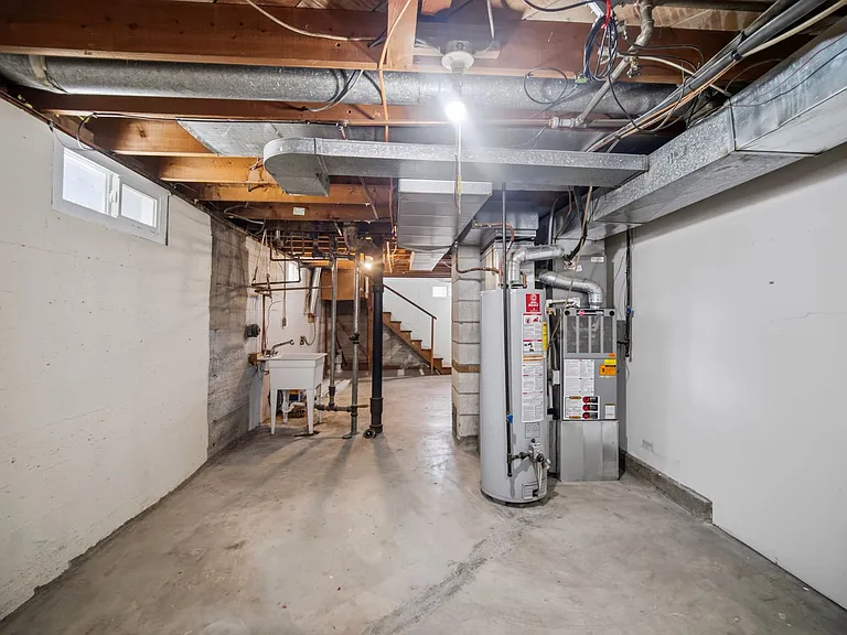 4127 W Broad Ave — Photo 22