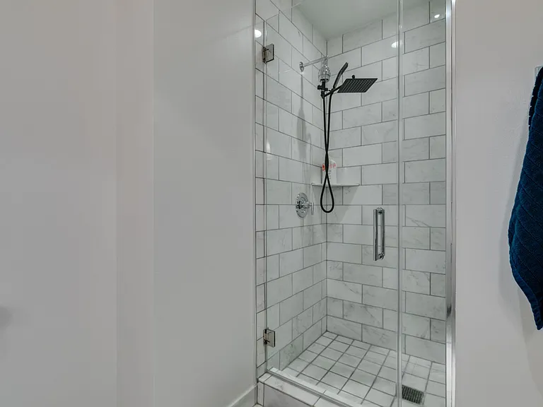 4471 Dean Martin Dr #4004 — Photo 25