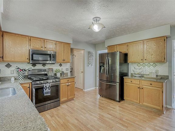 3rd image of 59 Cassandra Cir